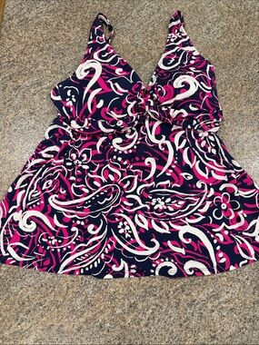 NWT Beach House Willow Twist Navy, Pink & White Tankini Top - size 16